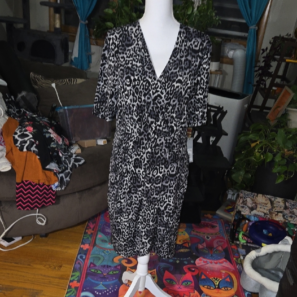 NWT Apt. 9 Black and White Animal Print Midi Dress